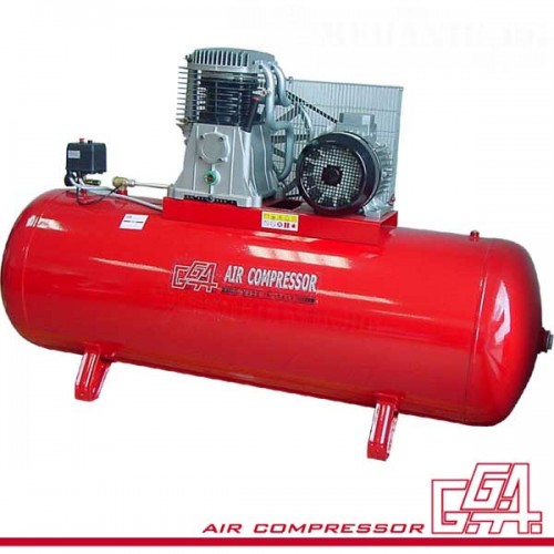 Бутален компресор GGA 660, 500l, 1210l/min, трифазен Бутален компресор GGA 660, 500l, 1210l/min, трифазен