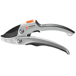 08798-20 GARDENA Градинска ножица  с храпов механизъм Comfort SmartCut