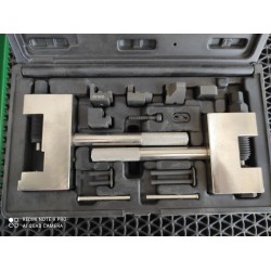 К-кт за занитване и разнитване на 4mm пинове на вериги MB К-кт за занитване и разнитване на 4mm пинове на вериги MB